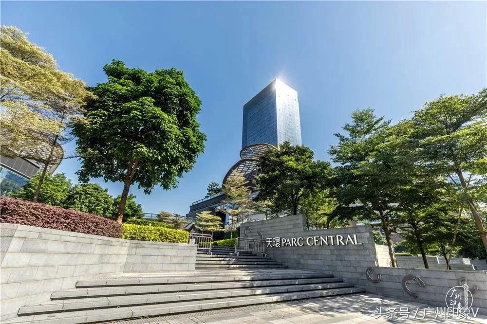 天环广场事件实际原因,天环广场一波王炸