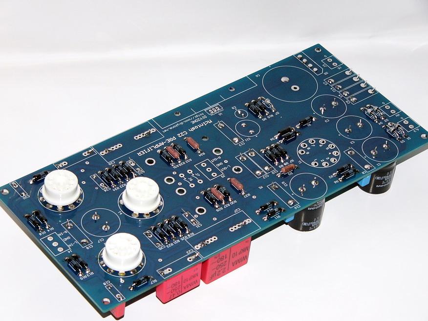 麦景图c22胆前级音质怎样,麦景图c11与c22的区别