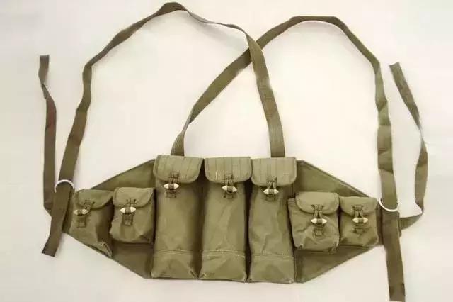 看起来很炫酷的盘玩手法,超级炫酷的换弹方式