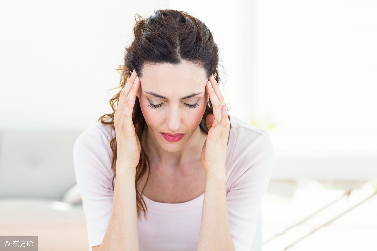 女生生理期头痛,生理期头疼如何吃药