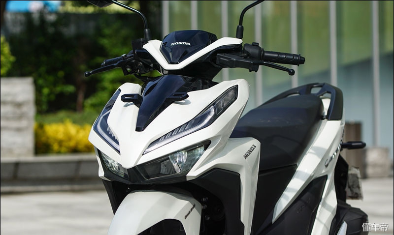 东南亚专属车型2019款本田Vario150试驾体验