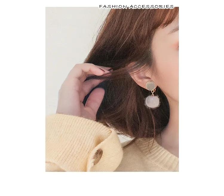 秋冬毛绒绒无耳洞耳环,百搭耳环气质网红耳饰女新款