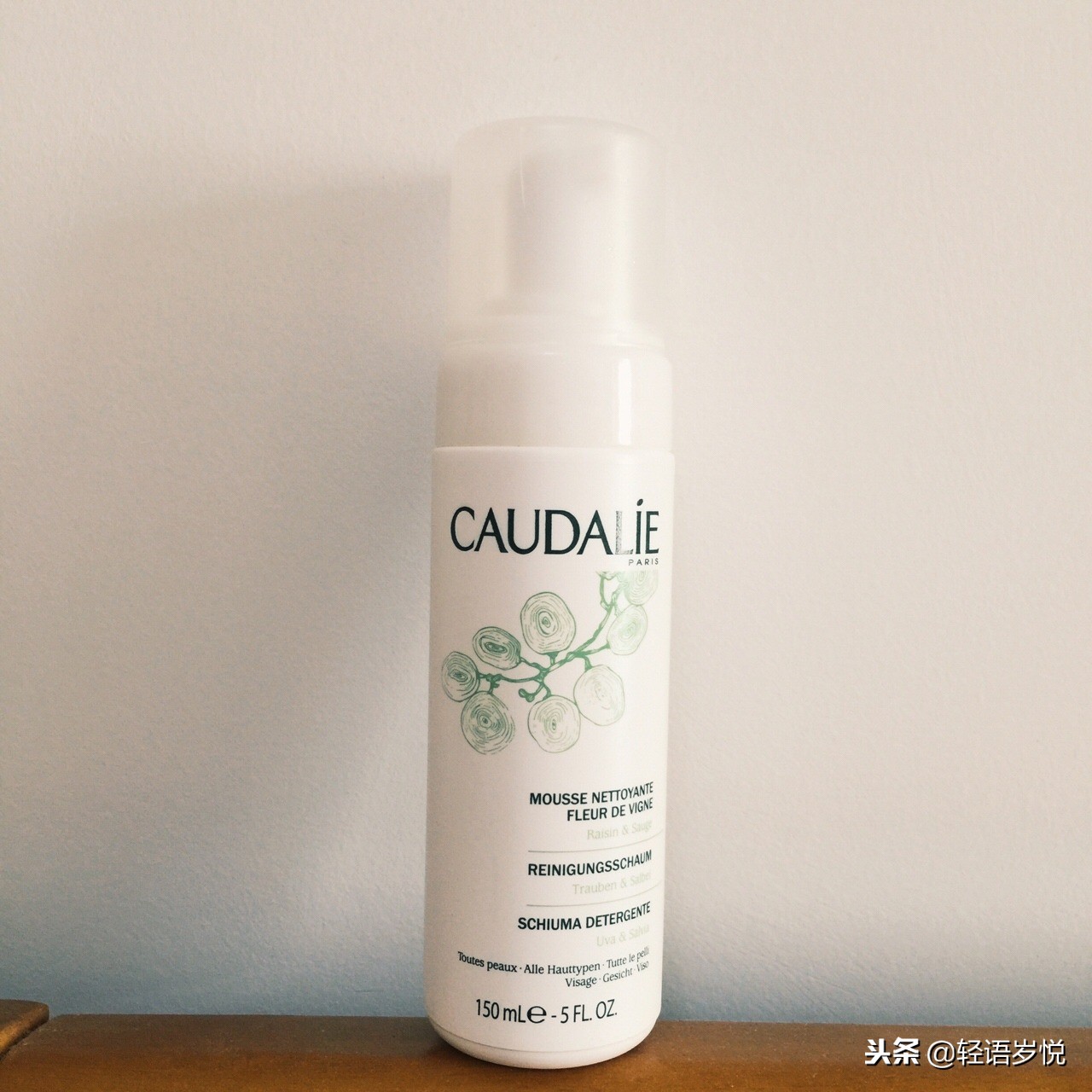 25岁痘痘肌肤适合的护肤品,20岁痘痘肌用什么护肤品好