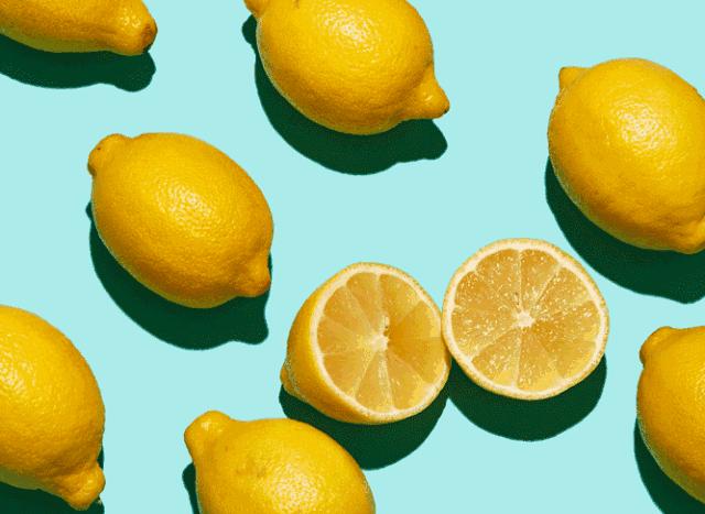 一到夏天皮肤就变黑变黄,夏天容易晒黑修复的水乳