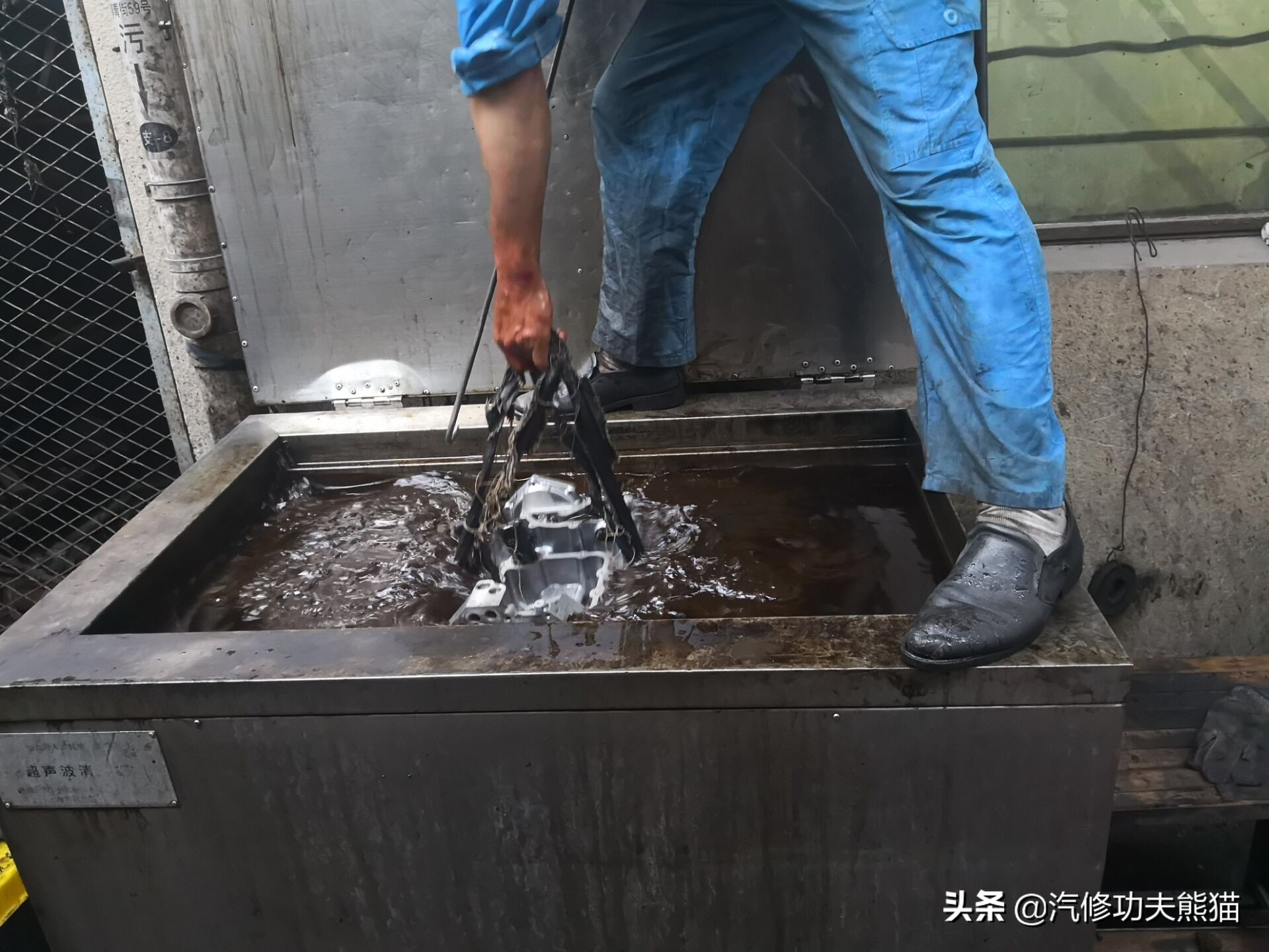 老款奥迪a6l烧机油的车型,最新款奥迪a6l质量怎么样烧机油吗