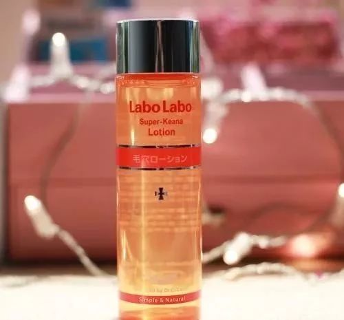 水乳霜精华正确使用顺序,免洗面膜和精华液的使用先后顺序