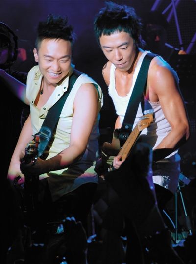 黄家驹离世后beyond为何没解散,黄家驹死后beyond怎么没有解散