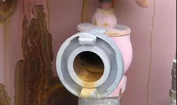 扬州老大难小区又双叒叕维权了！业主直呼太难了