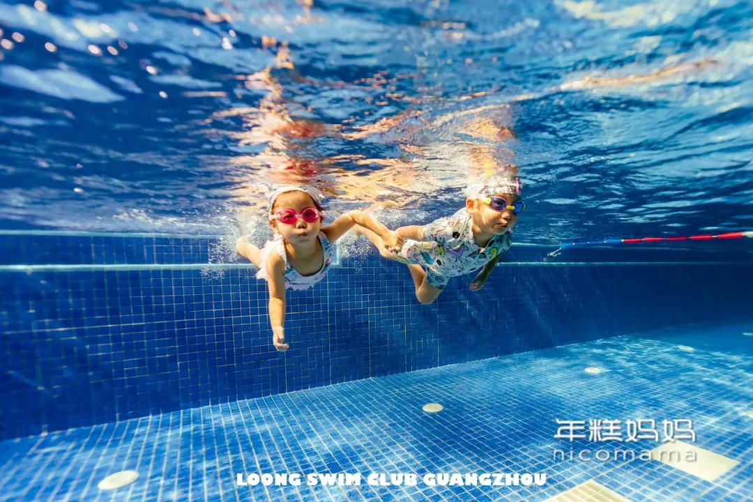 丁克自己生了孩子,41岁丁克生双胞胎