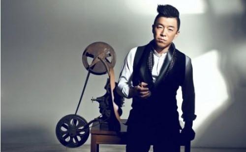 黄渤为什么票房破百亿,黄渤成为百亿票房第一人