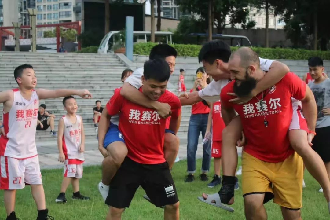 在球场上，无畏严寒|2020年我赛尔冬季封闭特训营招生启动