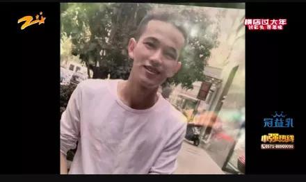 小伙花1500元烫了个平头！涉事理发店曾被曝“女员工说话暧昧”，美容师私拿客户手机充会员卡