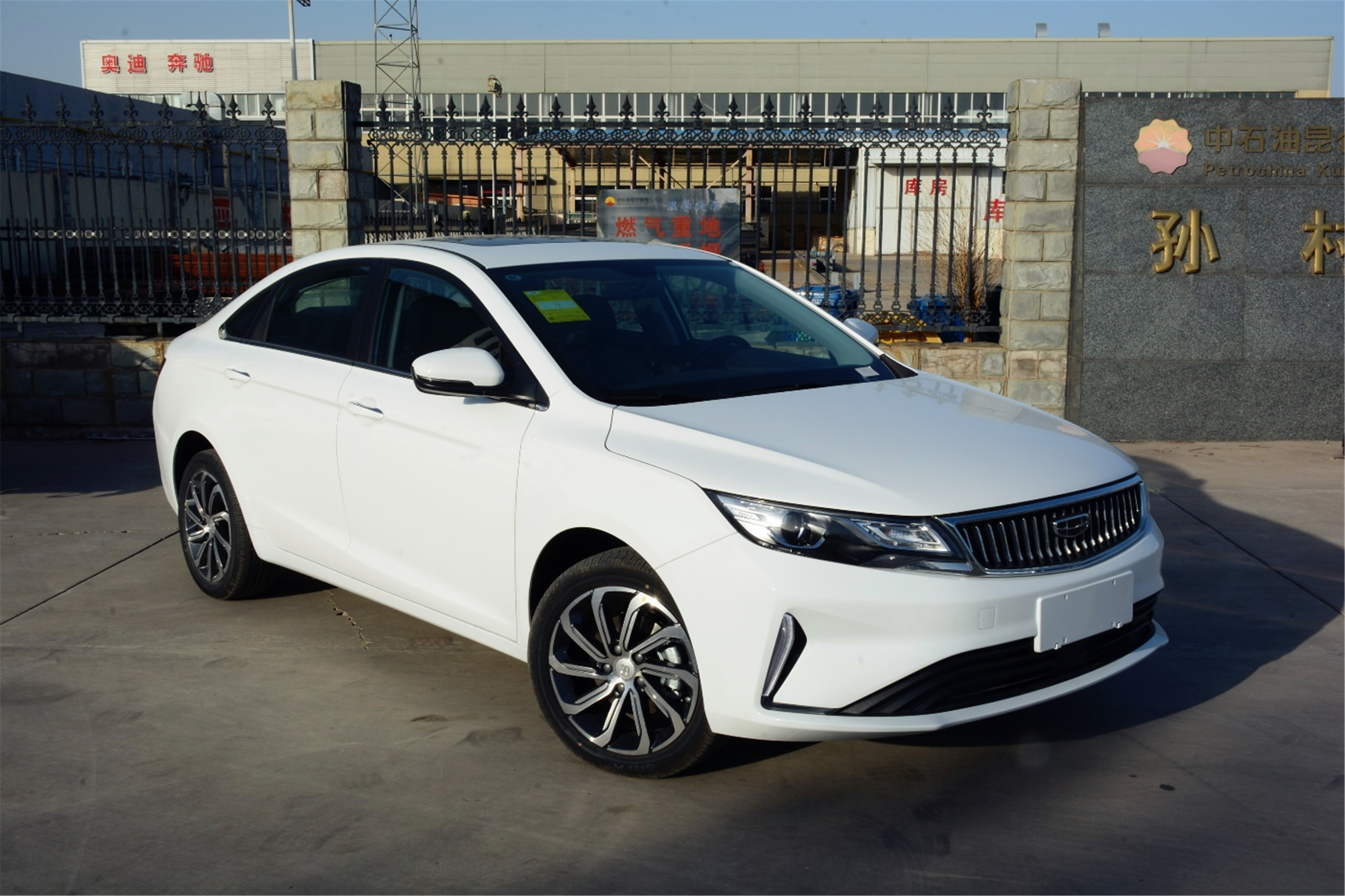 十五万五款车开回家过年超有面子,开这几款国产车回家过年倍有面子