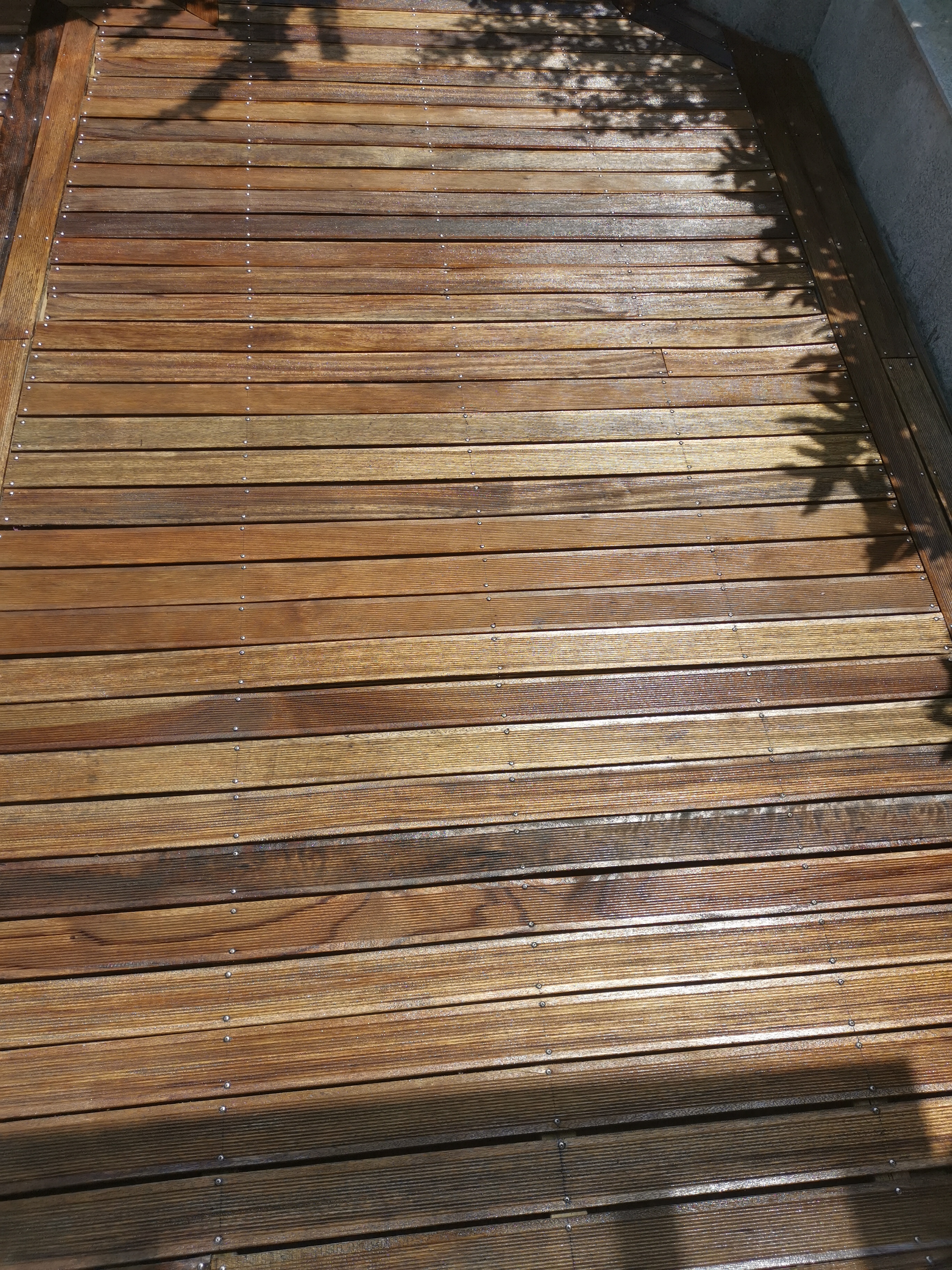 户外地板清理卫生,户外地板清洁技巧