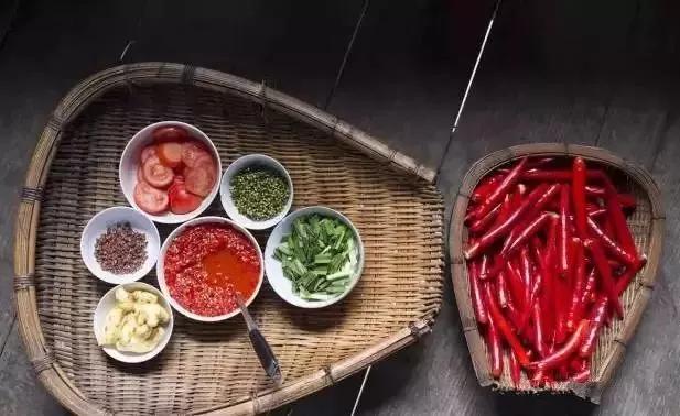 品尝苗家酸汤,西江苗寨酸汤推荐