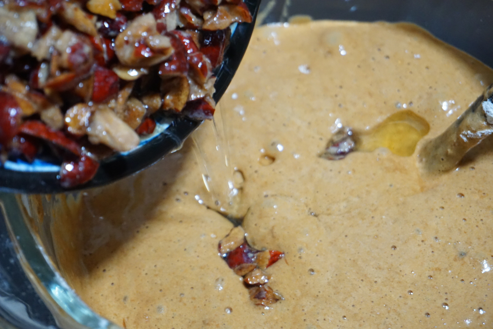 不回缩零失败的红糖枣糕,用电饭锅做枣糕如何不回缩