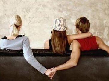 自己出轨了怎么原谅老婆出轨,老婆出轨如何修复出轨后的婚姻