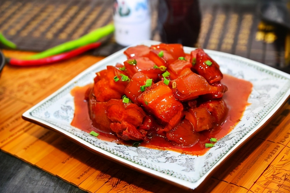 大厨教你做红烧肉的正确做法,教你个红烧肉最简单做法软烂入味