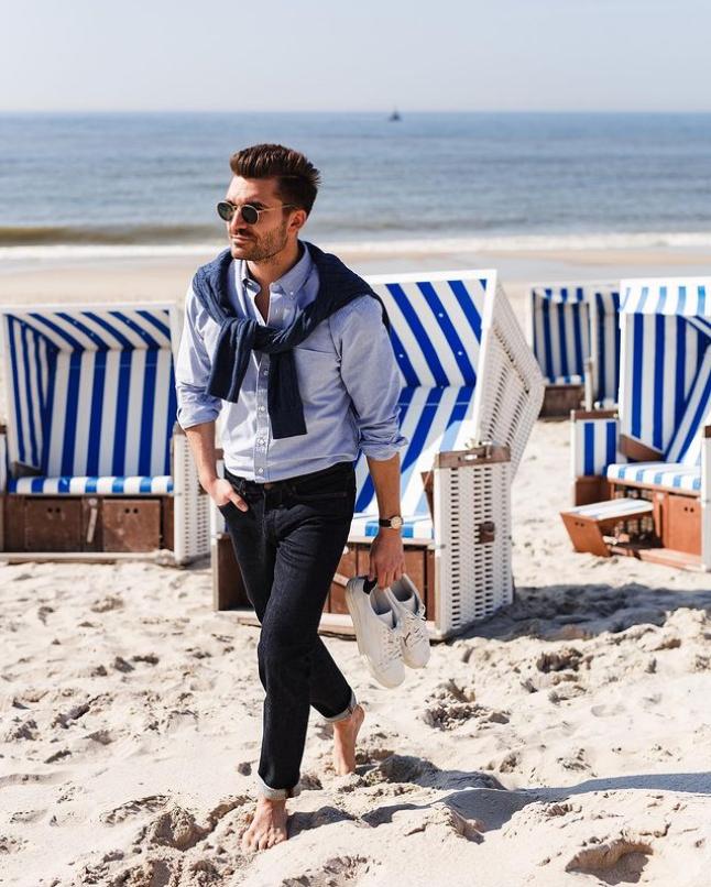 男白色衬衫搭配印花牛仔裤合适吗,男生黑色衬衫配什么颜色的牛仔裤