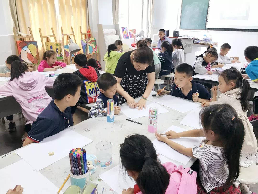 师者仁心香远益清怎么理解,师者仁心香远益清什么意思