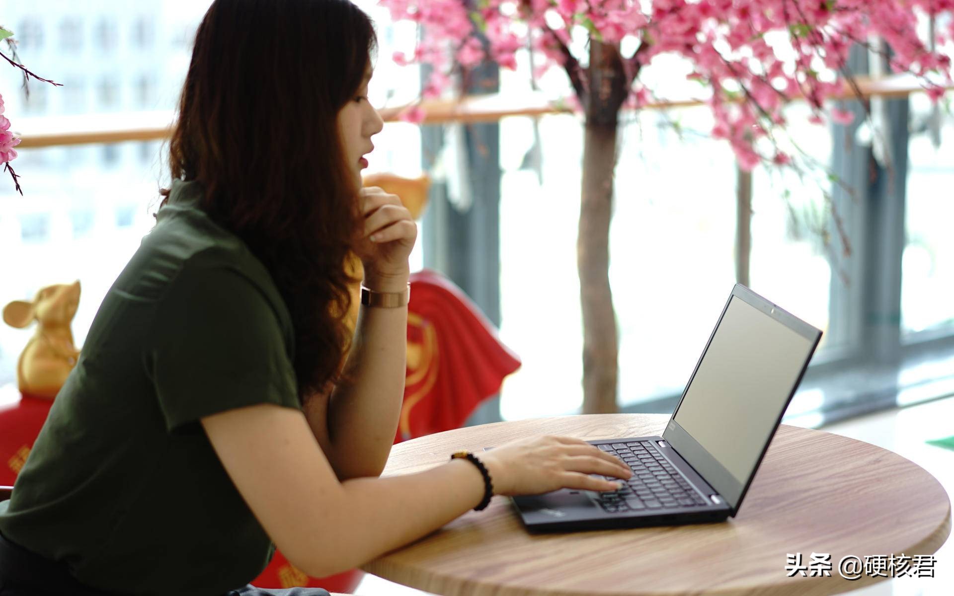 ThinkPadS22018笔记本评测,联想thinkpads2酷睿i513.3评测