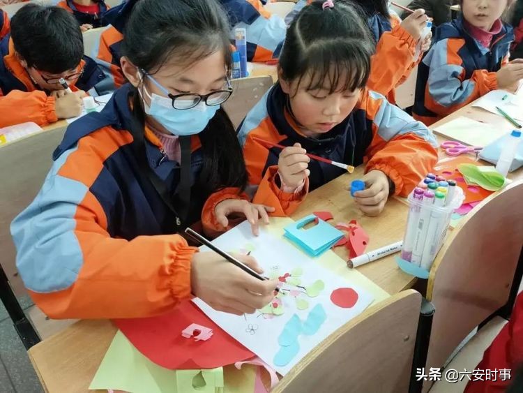 *光春**烂漫静待花开﻿——丰安小学3月活动纪实