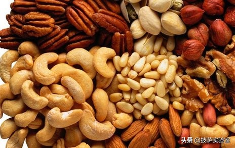 披萨撒料手法技巧演示,披萨顶料