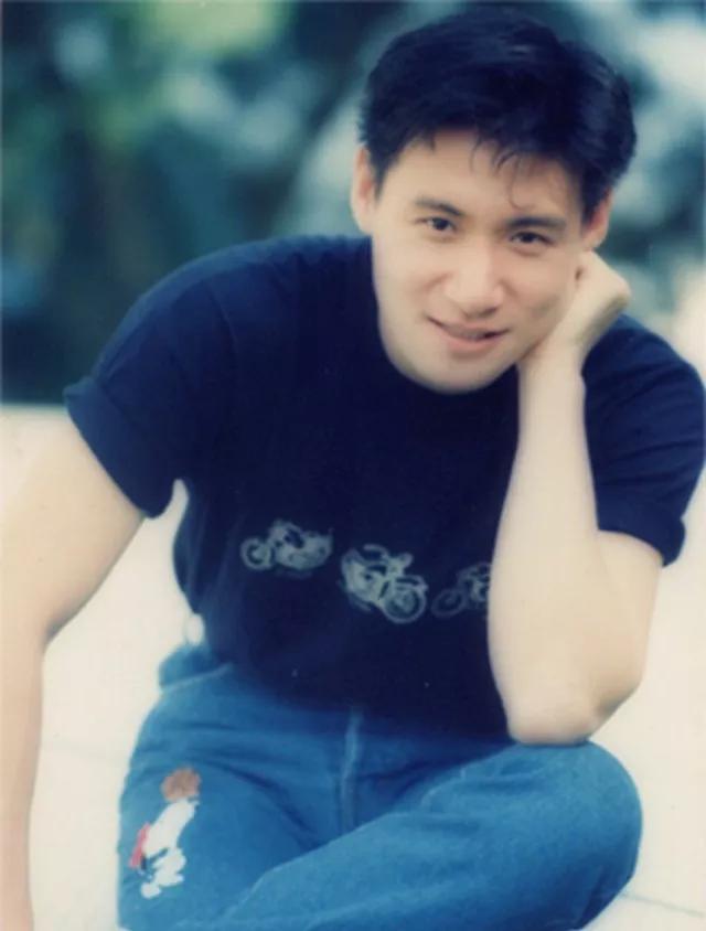 歌神张学友成名之路,从堕落酗酒到一代歌神