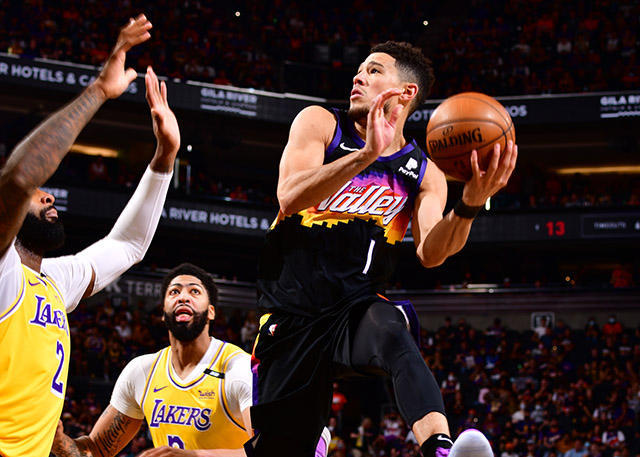 浓眉哥单打克劳德视频,浓眉脚踢克劳德裆部引热议