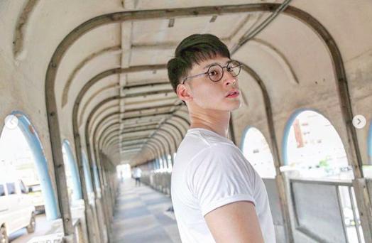 贝克汉姆同款发泥,用发泥做贝克汉姆发型