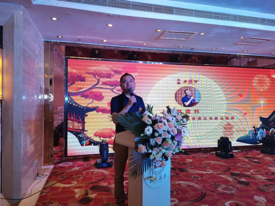 陕西人为什么喝青岛酒,陕西人为什么喜欢喝八宝茶