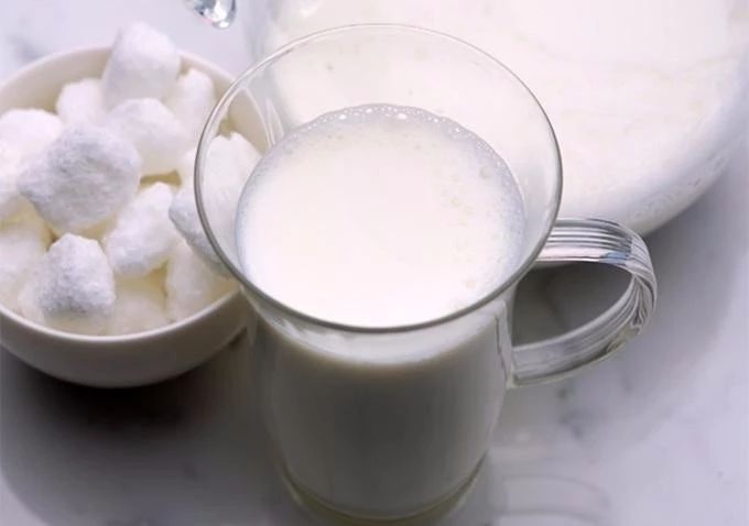 小奶猫不喝奶会饿死吗,小奶猫不宜喂豆奶粉吗