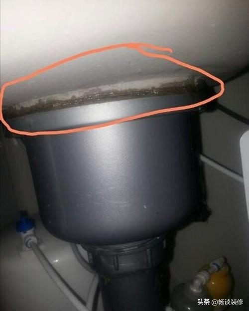 橱柜水槽下面潮怎么处理,橱柜水槽受潮怎么处理