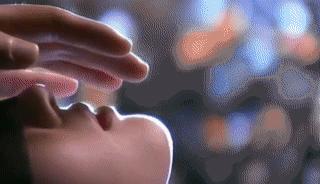 《神雕侠侣》七个不同版小龙女遭人玷污，李若彤版看完想砸了手机