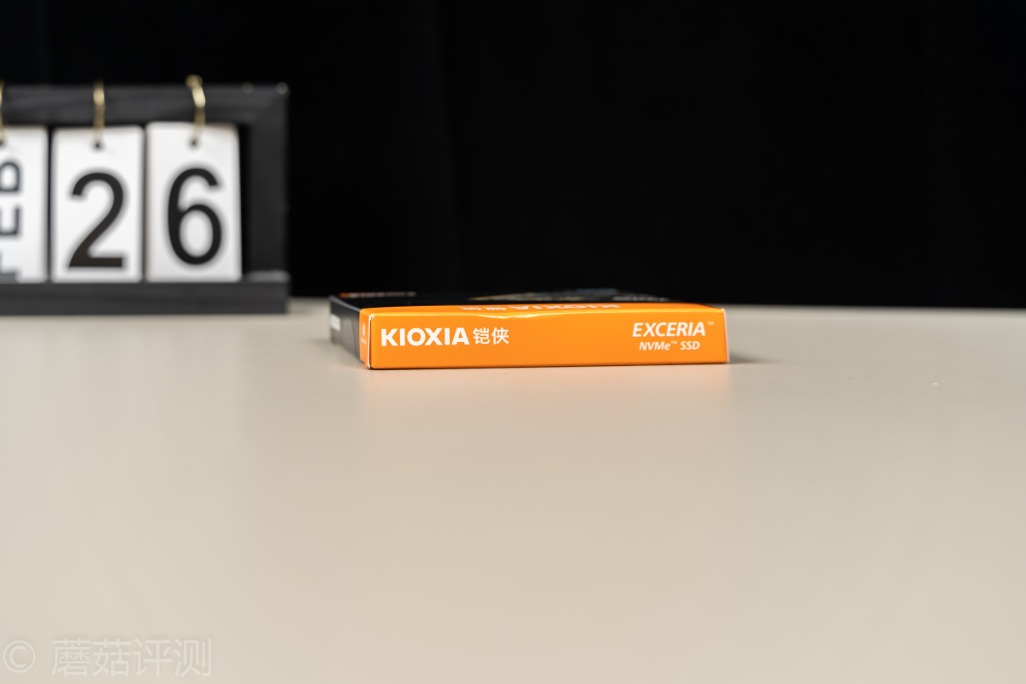 sata固态硬盘铠侠tc10评测,铠侠rc20500g固态硬盘评测