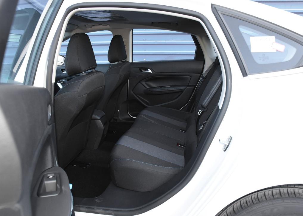 标致308升不到4挡,标致308朗逸好吗