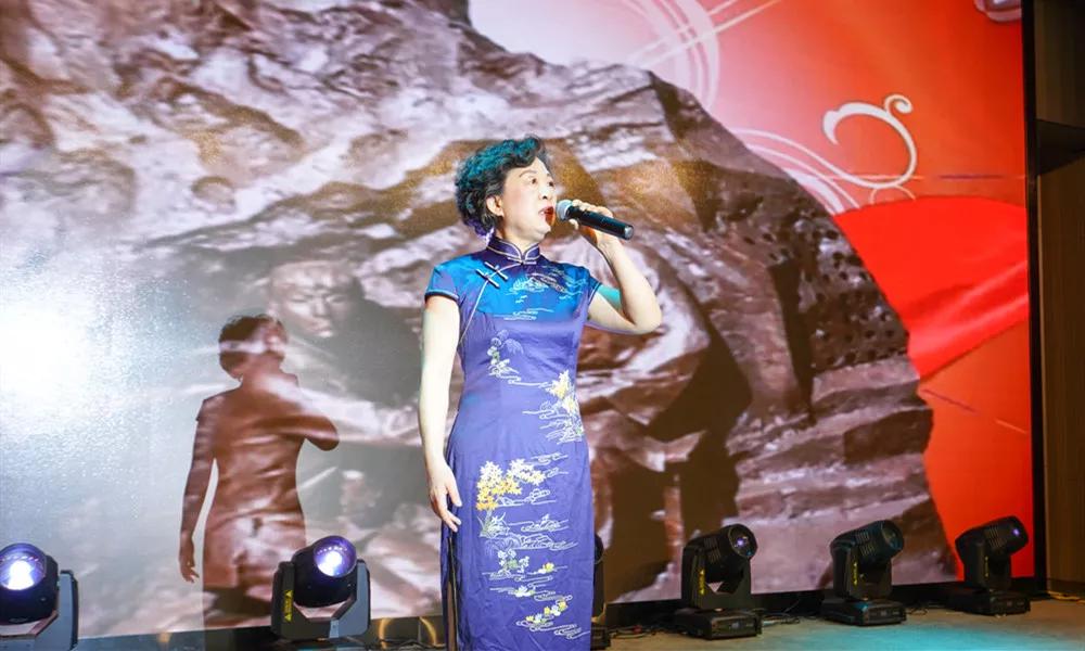 喜迎新年欢聚一堂共团圆,同心同行共创未来新春联欢会