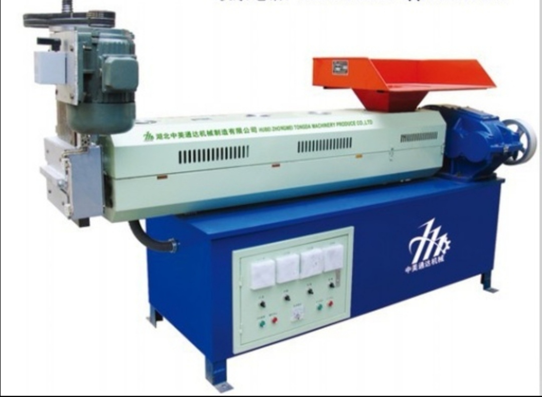 揣着仅有的4000元，我订购了20000多元的设备。