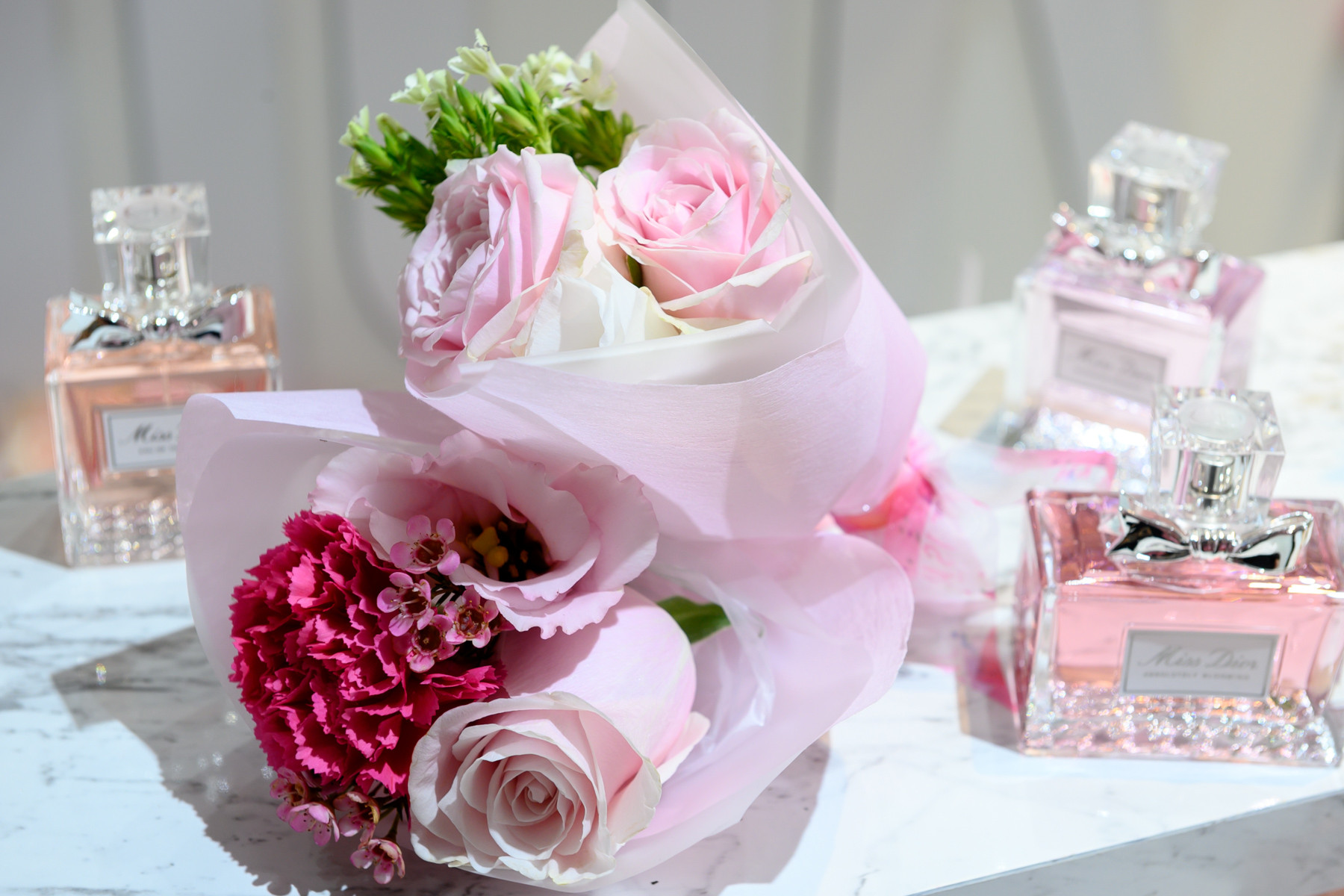 超梦幻迪奥「PINKCITY」登台！独卖限定唇彩、情人节花束等着你