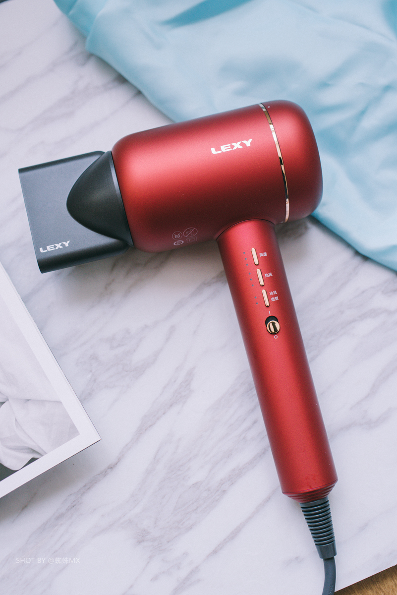 吹风机推荐平价好用不伤发测评,戴森吹风机哪款最好用推荐