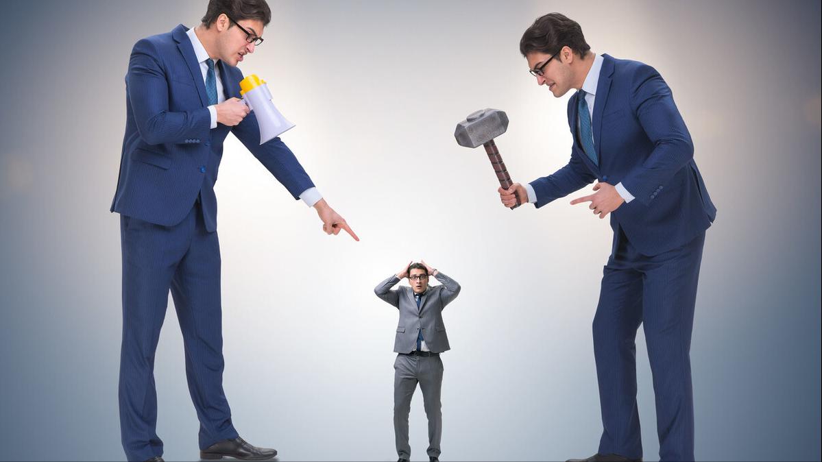 兼职代购的堂姐:当教学成为了副业,是什么把老师逼成了这样?