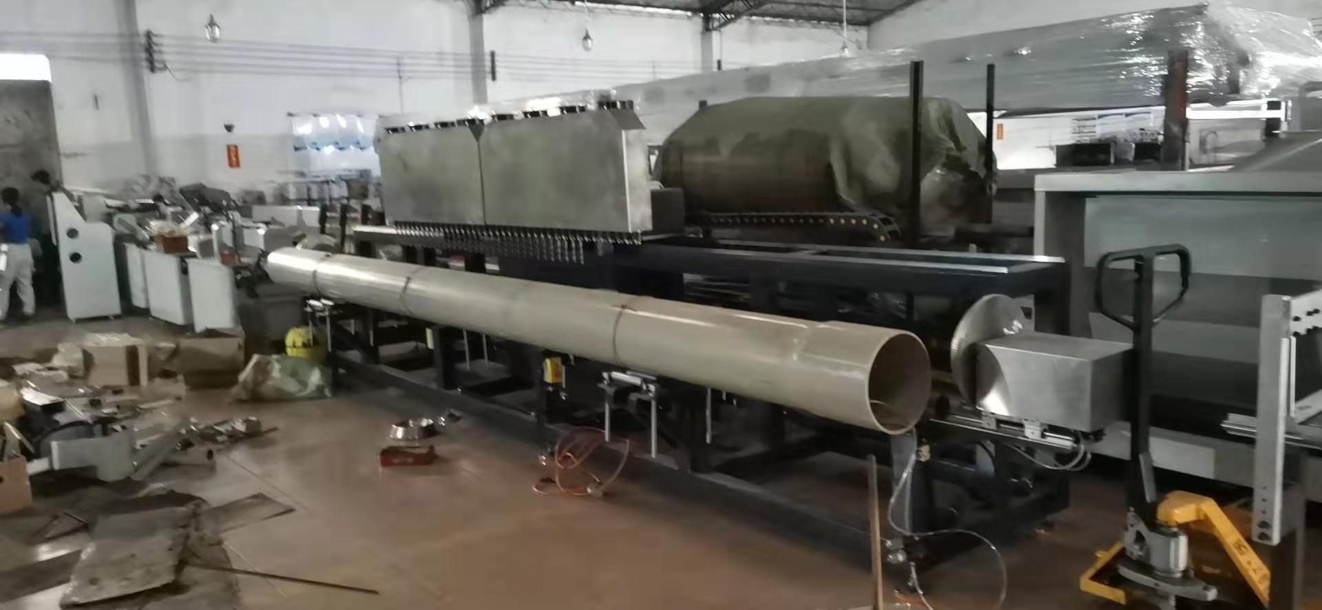 匠巨人管道多头自动钻孔机，40个头同时运作，看得见的高效