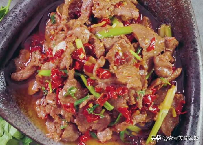 这才是牛肉最好吃的做法香辣爽口,牛肉的做法简单味道美味口感好吃