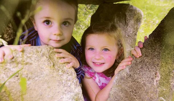 凯特王妃穿一身绿，让她放飞自我的岛国居然比重庆市还小