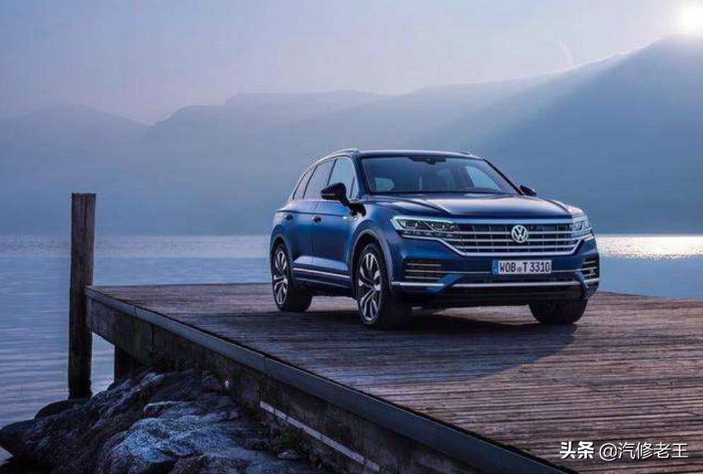 17年大众途锐和14年宝马x5哪个好,2022大众途锐豪华版图片