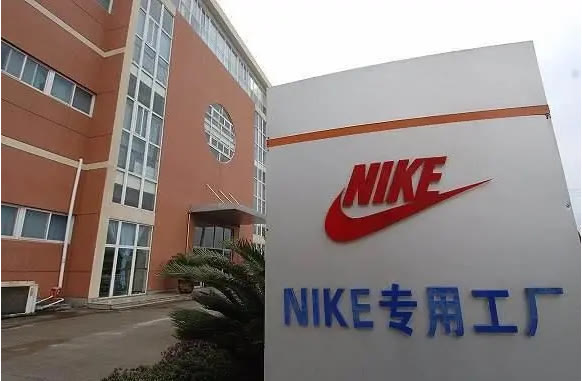 耐克股价下跌，供应链问题持续，或有1.6亿双鞋无法交付