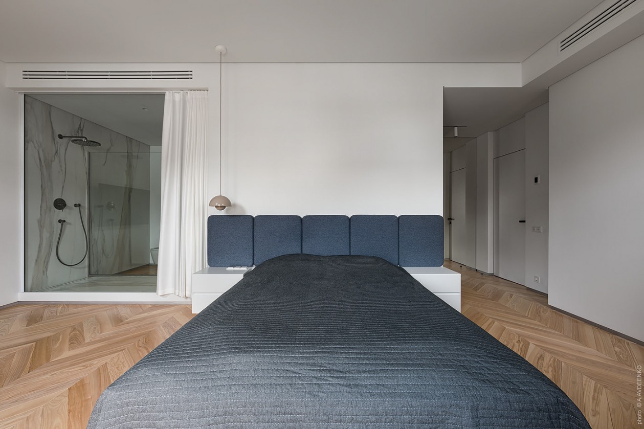 原木地板全屋搭配白色家具效果图,七里河中式原木整装全屋家具定制