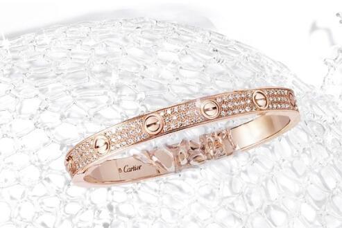 求婚钻戒什么品牌好,求婚钻戒性价比高的品牌