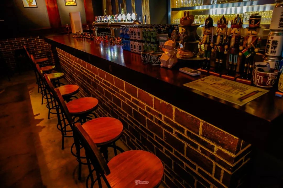 海口小众酒吧指南|放下手机,跟我喝酒去