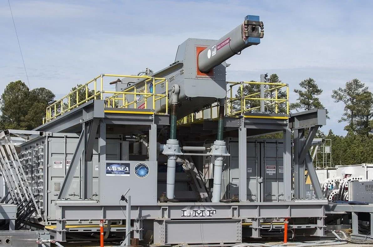 黑科技！央视曝光国产电磁炮，不*飞机打**、航母，用来打山火？